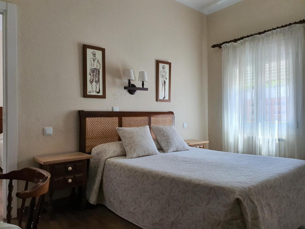 Hostal Canigó El Pont de Suert Zewnętrze zdjęcie