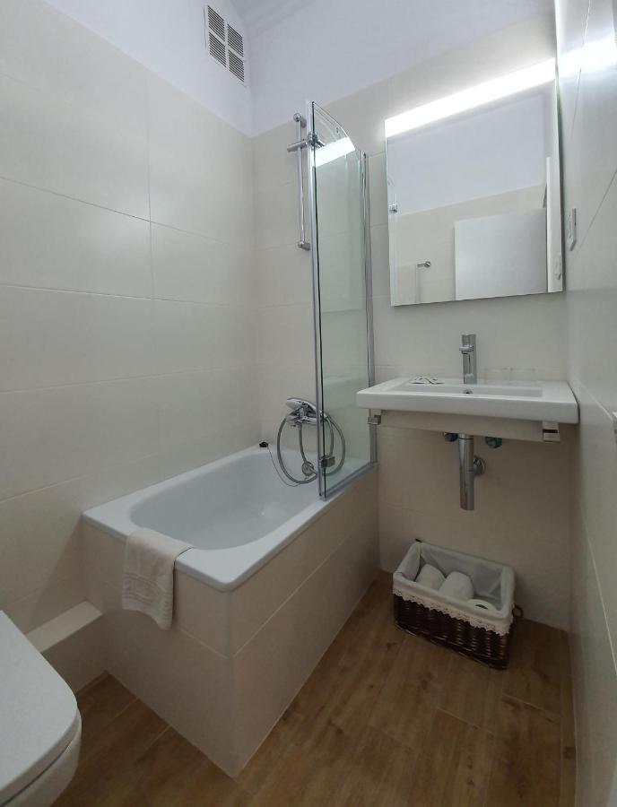 Hostal Canigó El Pont de Suert Zewnętrze zdjęcie