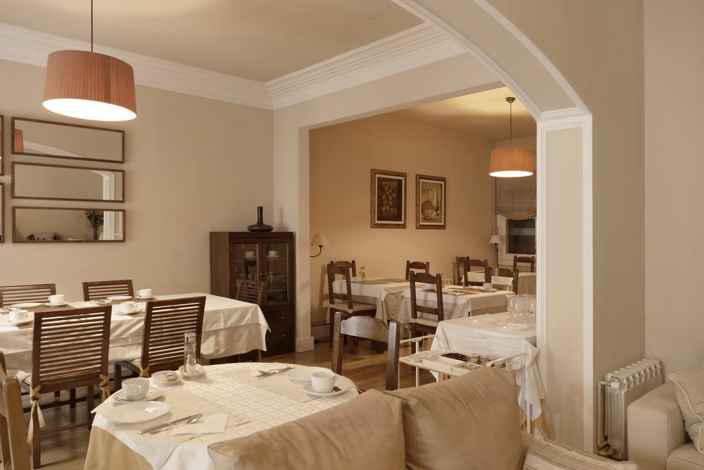 Hostal Canigó El Pont de Suert Zewnętrze zdjęcie