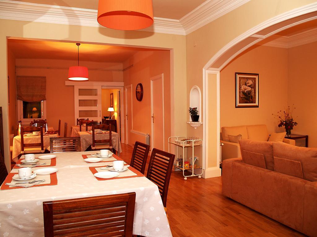 Hostal Canigó El Pont de Suert Zewnętrze zdjęcie